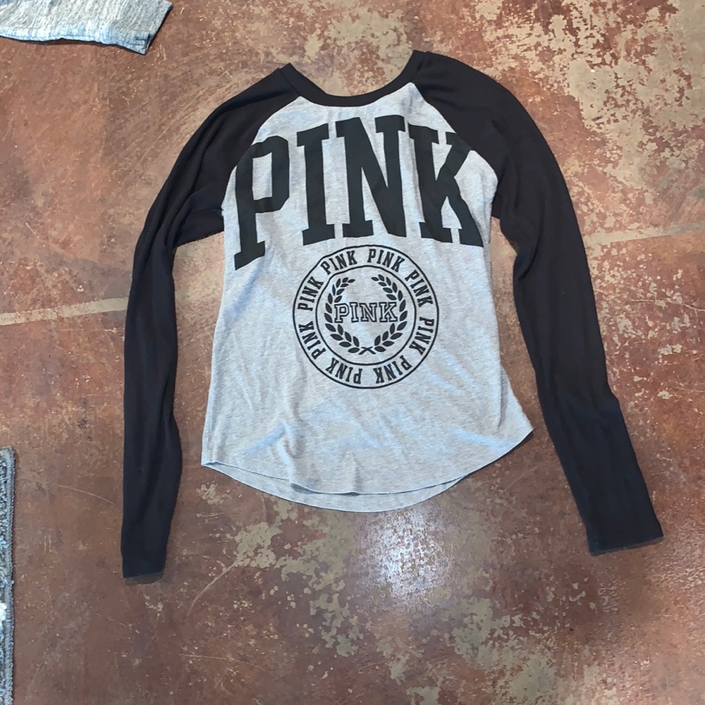 Women’s long sleeve